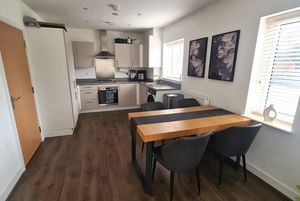 Diner onto kitchen - click for photo gallery